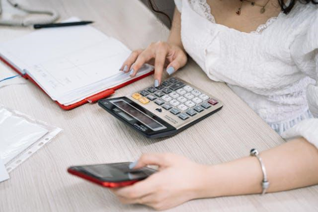 A person calculating