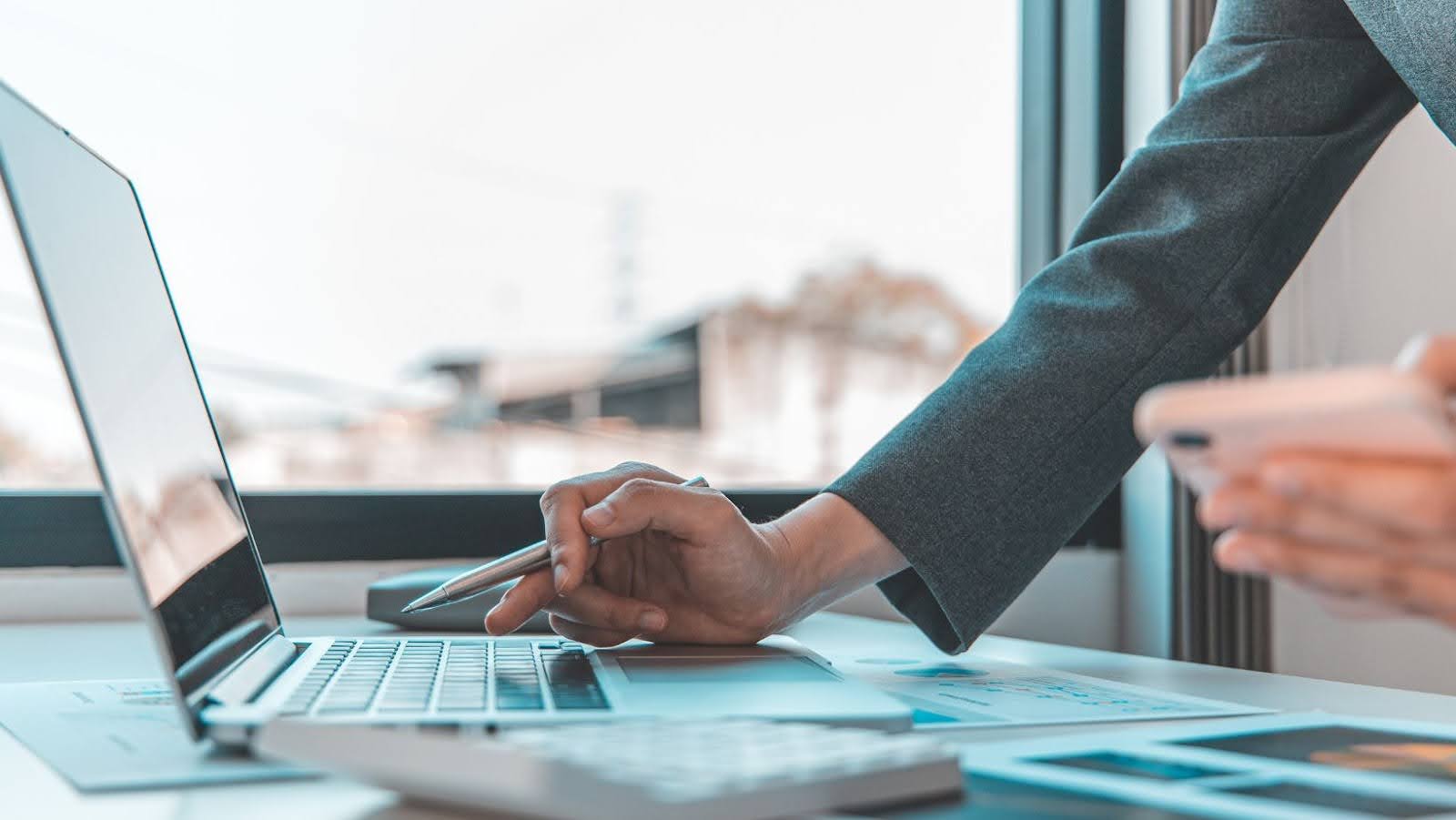 5 benefits of large format scanning for businesses