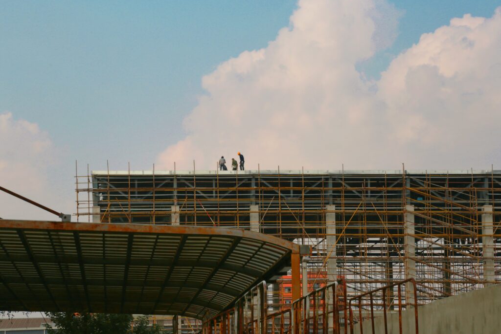 From Blueprint to Business: Your Step-by-Step Guide to Becoming a Licensed Contractor