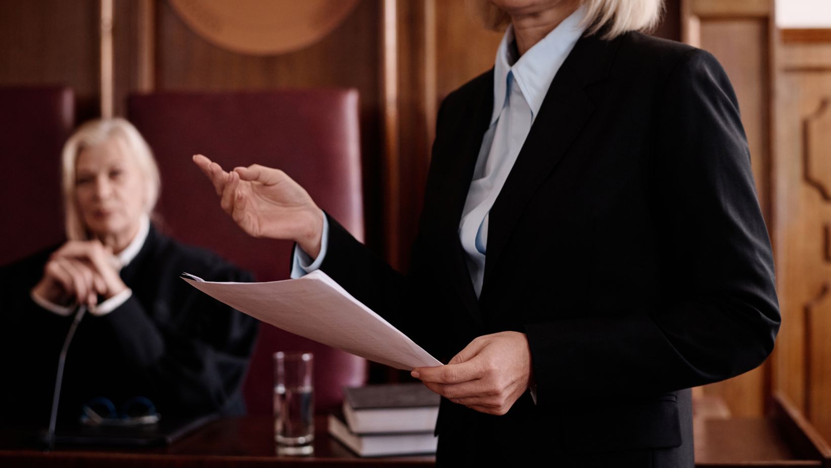 Steps to take when hiring a lawsuit attorney for your lawsuit defense