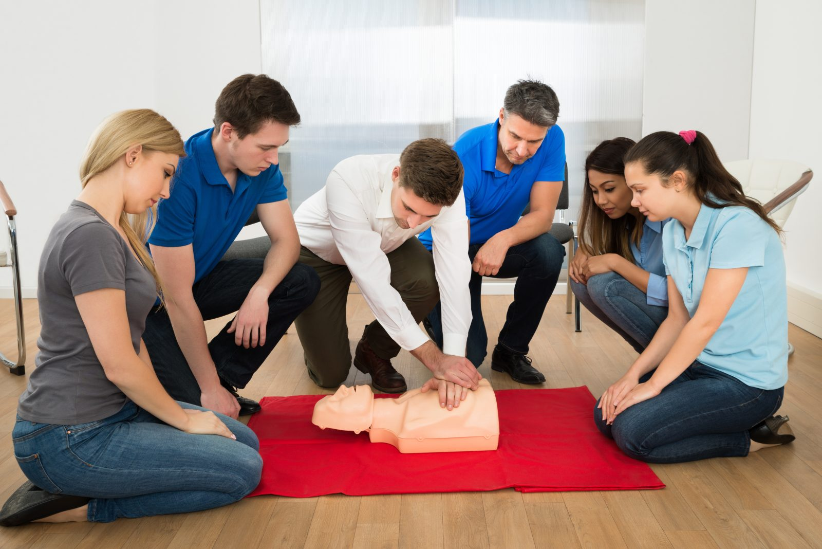 first aid training, emergency first aid courses, basic life support training, first aid certification, CPR and first aid classes, workplace first aid training, online first aid course, first aid skills for everyday emergencies